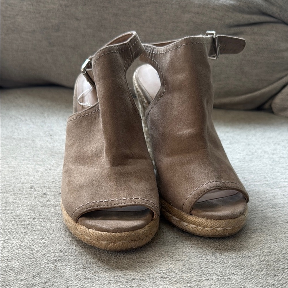 Merona Tan Peep-Toe Espadrille Wedges